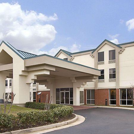 Days Inn & Suites By Wyndham Ridgeland Exterior foto